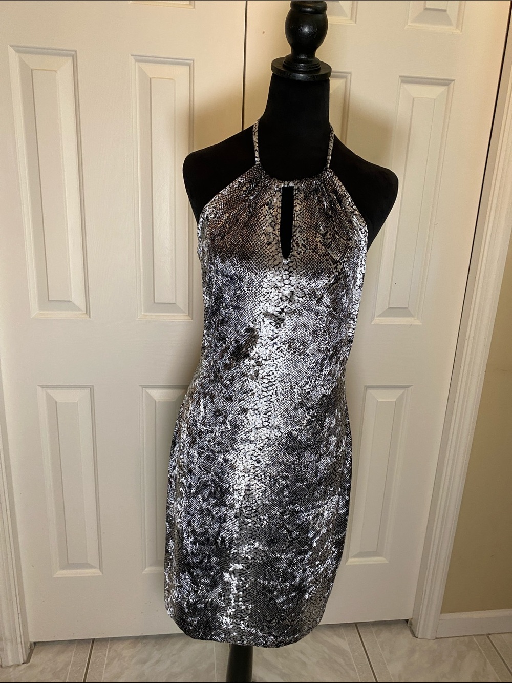 Guess Women’s Snake-Print Halter Dress in Black & Silver Size Large